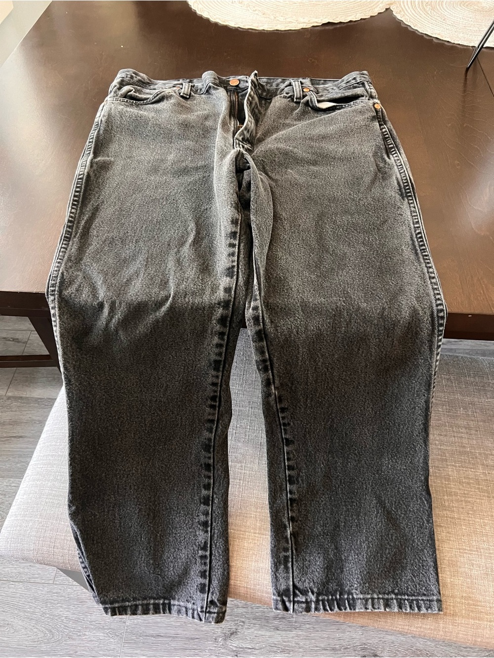 Wrangler Men's Washed Black Straight Jeans